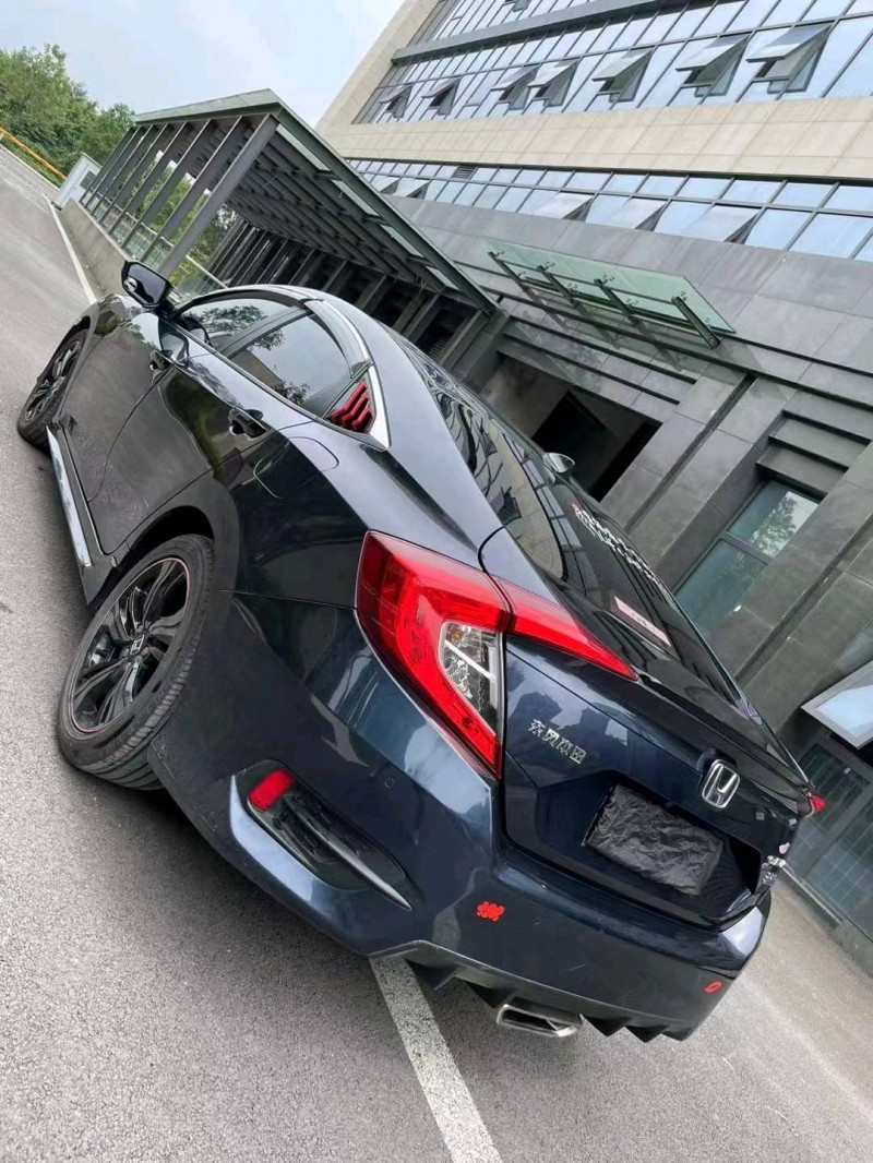 成都20年本田思域4