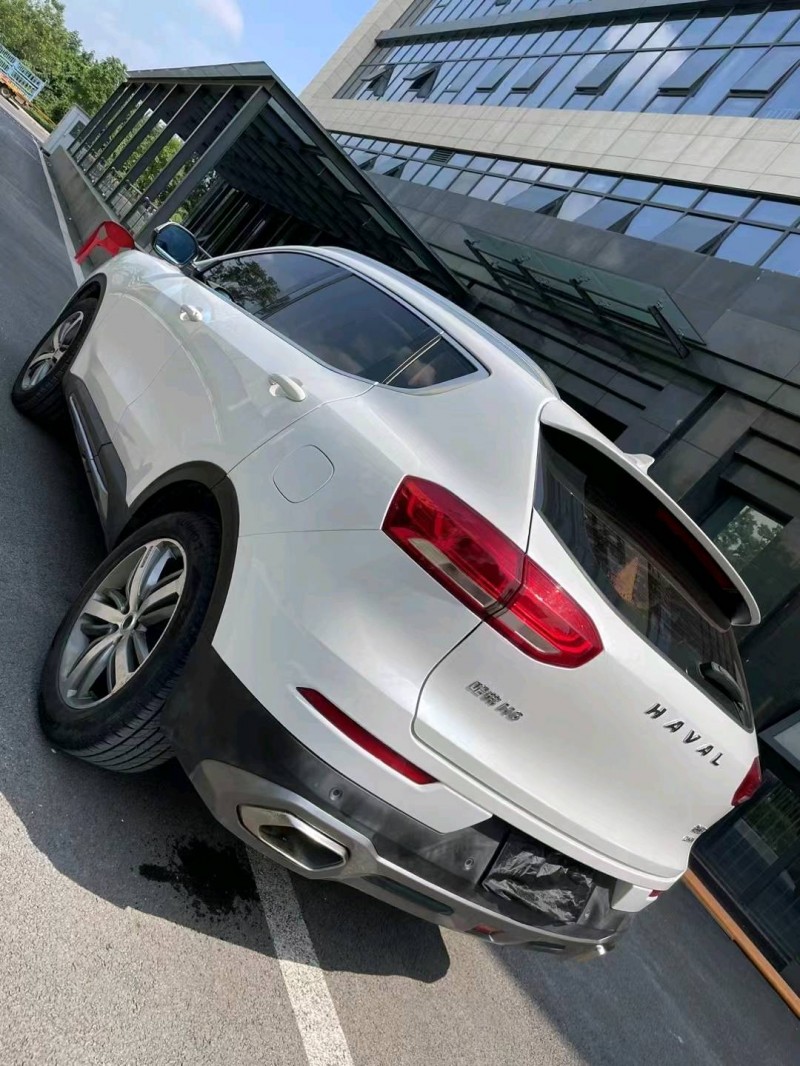 成都17年哈弗H64