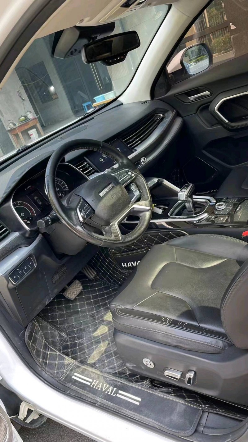 成都17年哈弗H66