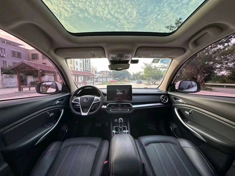 珠海19年比亚迪宋4