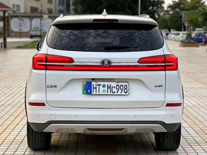 珠海19年比亚迪宋8