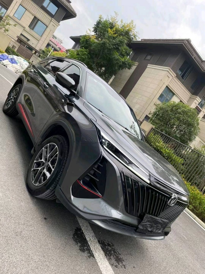 成都22年长安汽车CS752