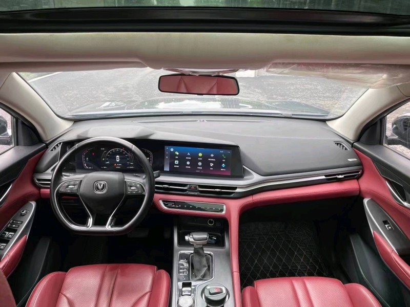 成都21年长安汽车CS758