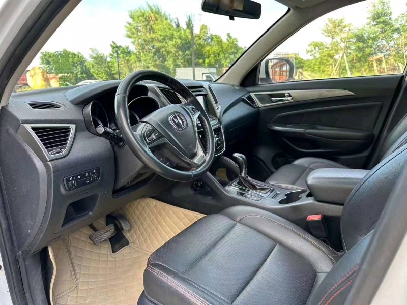 珠海16年长安汽车CS756