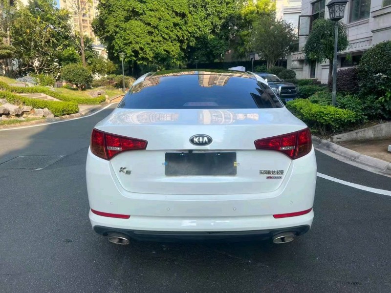 深圳14年起亚K59
