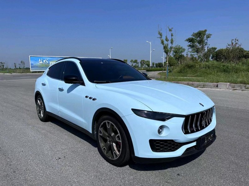 盐城20年玛莎拉蒂Levante3