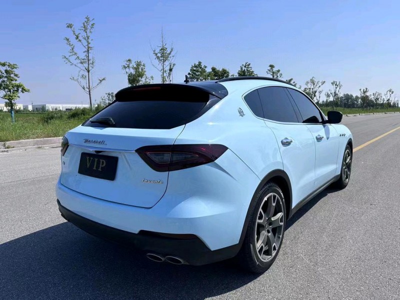 盐城20年玛莎拉蒂Levante8