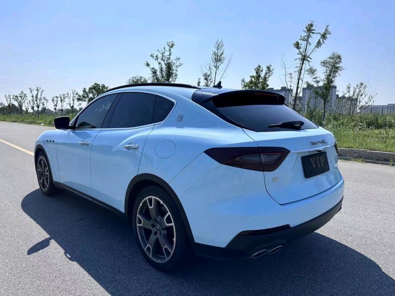 盐城20年玛莎拉蒂Levante9