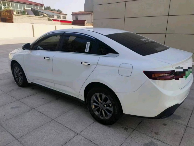 保定22年吉利几何4