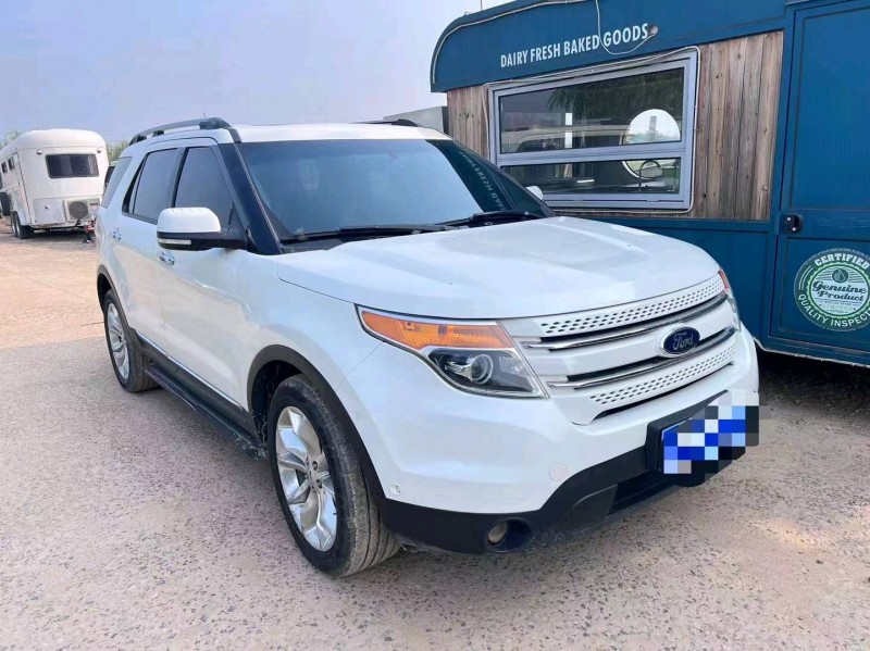 东营16年福特探险者1