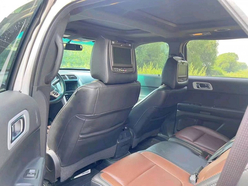 东营16年福特探险者7