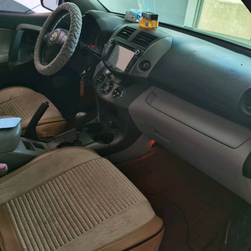 枣庄11年丰田RAV4荣放2