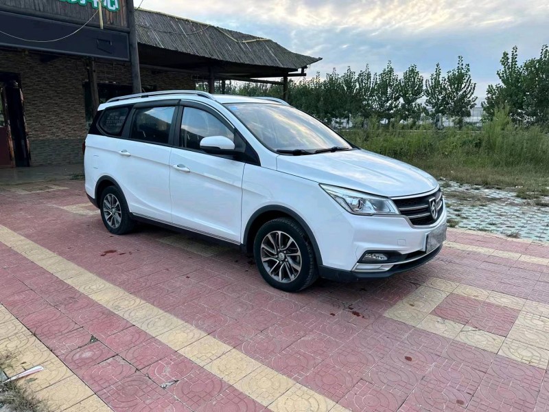 徐州19年寶駿7302