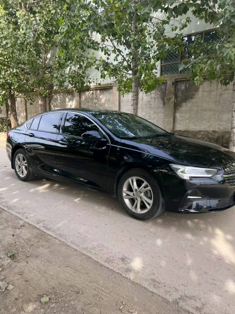 保定21年别克君威3