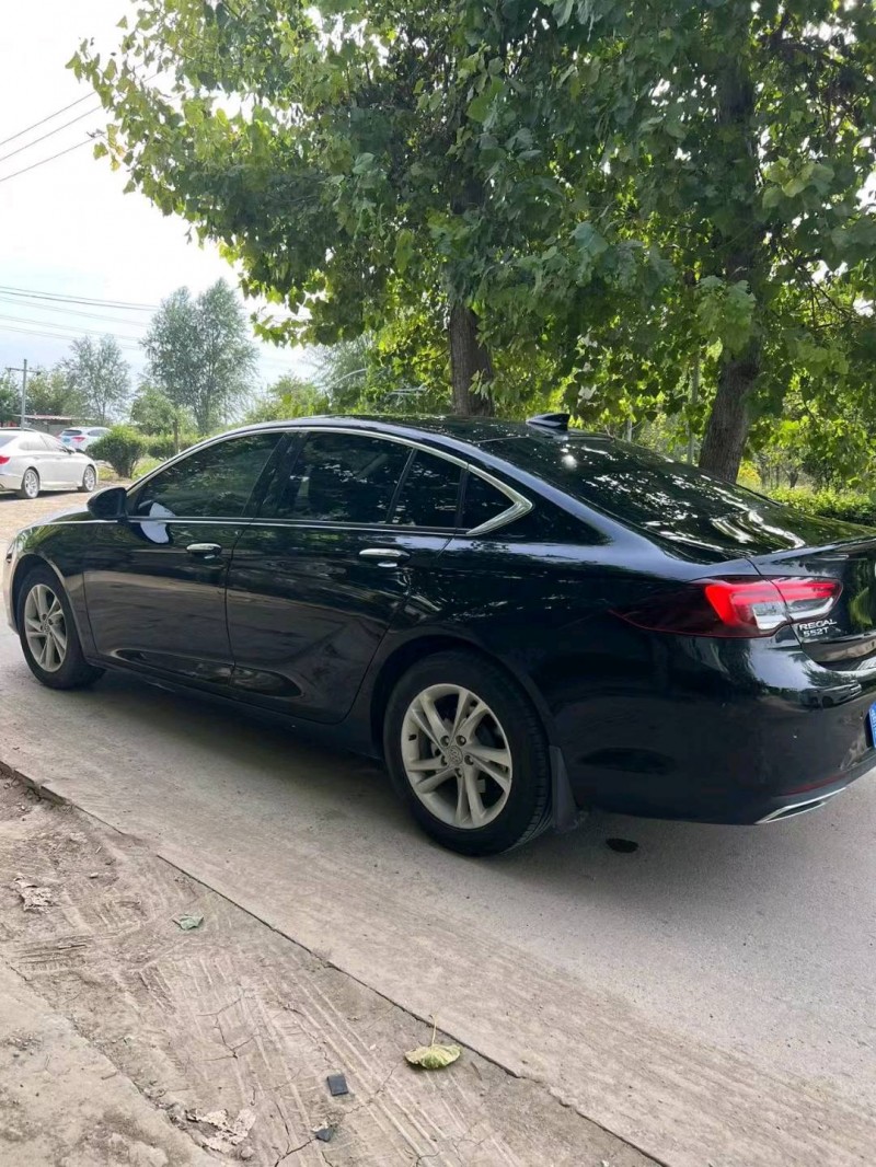 保定21年别克君威7