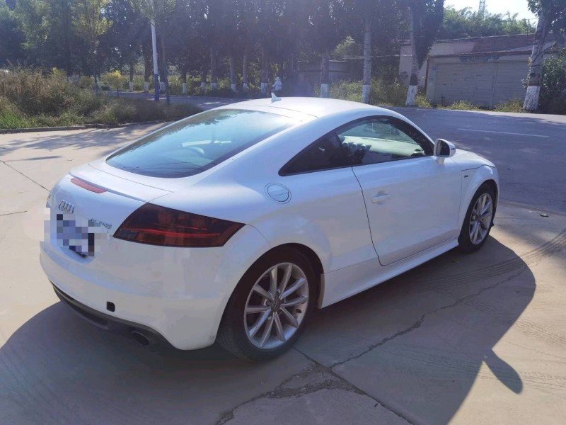 保定14年奥迪TT8