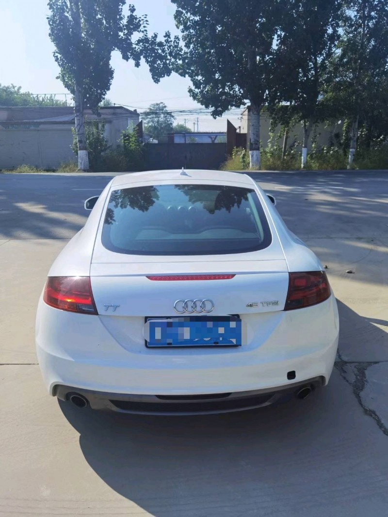 保定14年奥迪TT9