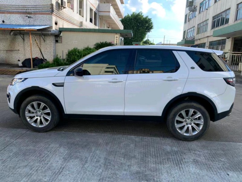 中山19年路虎发现神行3