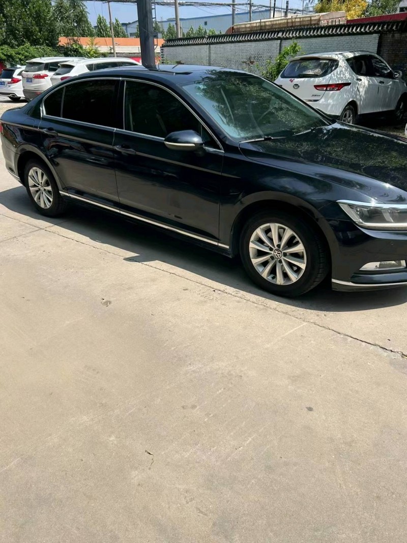 保定17年大众迈腾2