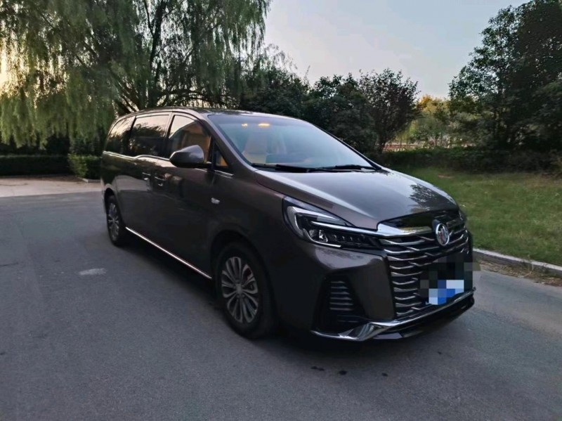 东营23年别克GL82