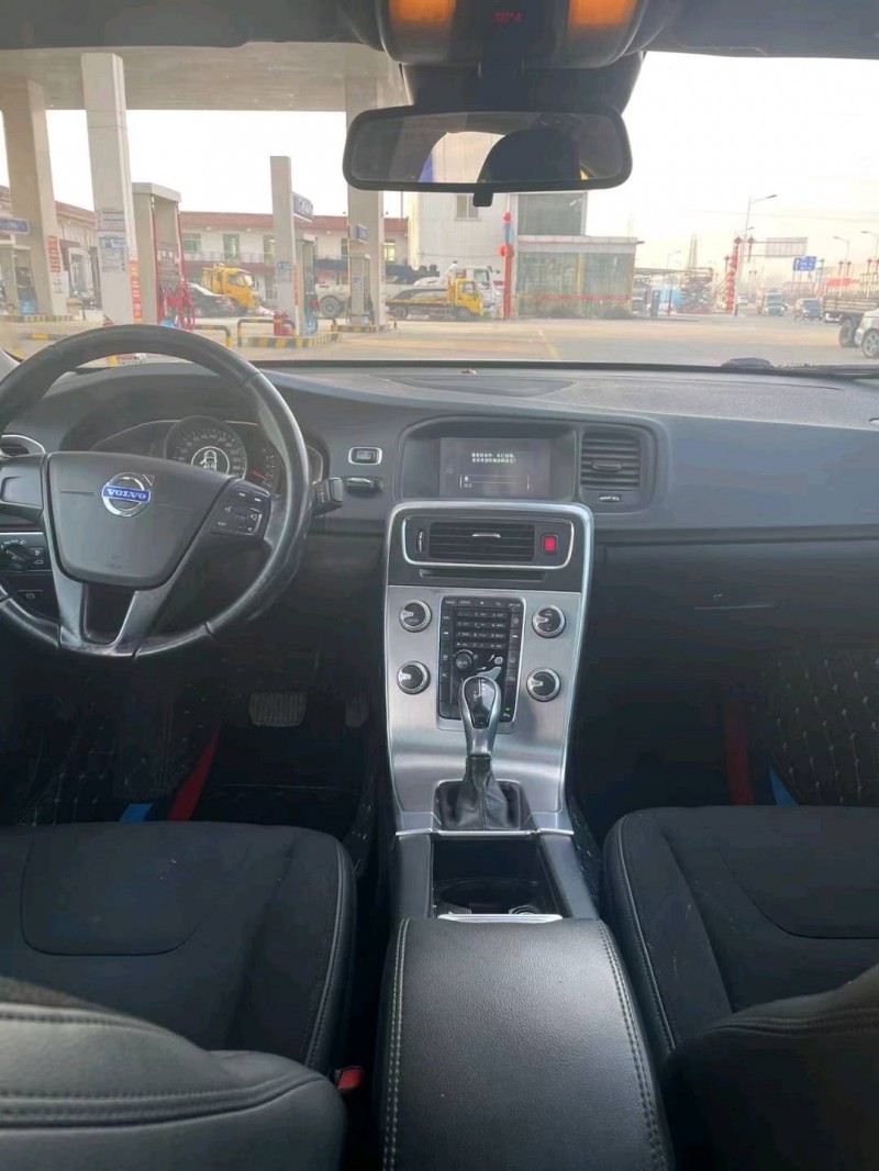 保定15年沃尔沃S60L6