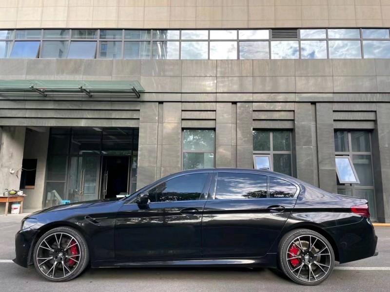 成都20年宝马5系3