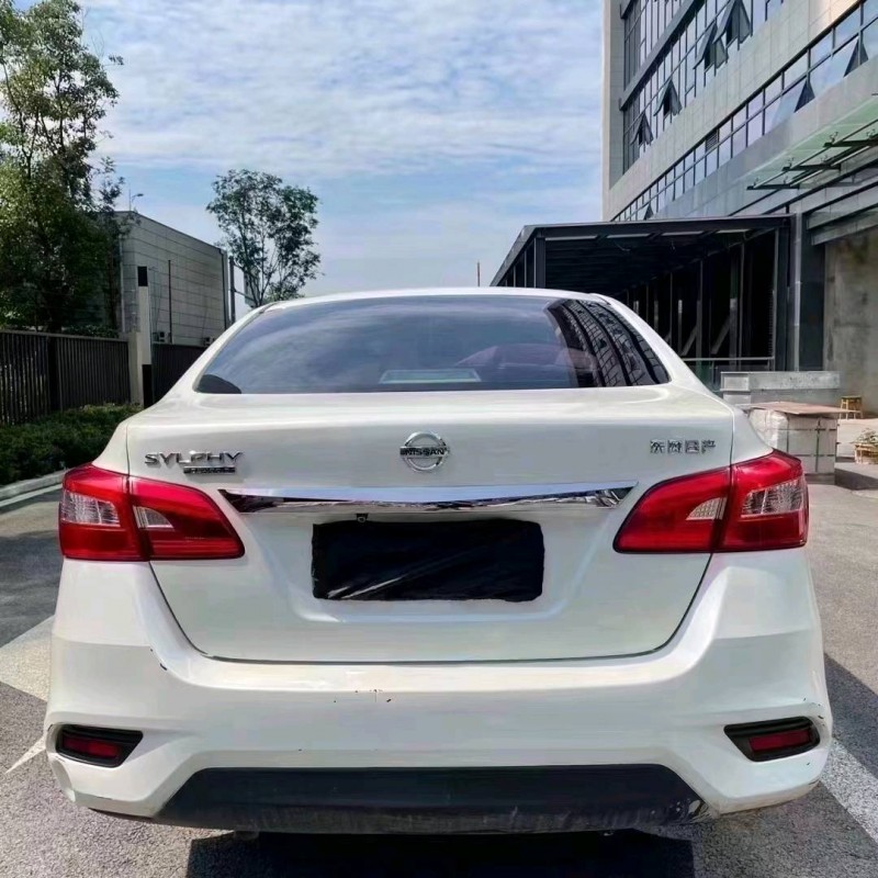 成都20年日产轩逸6