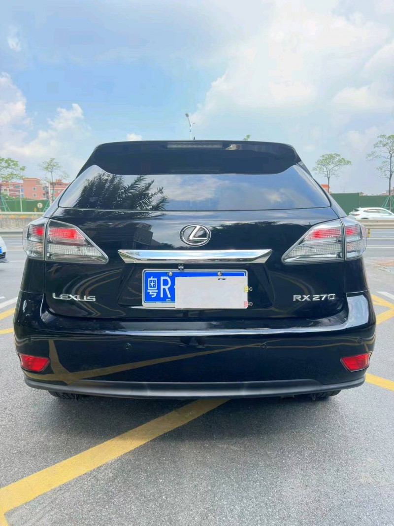 佛山11年雷克萨斯RX8