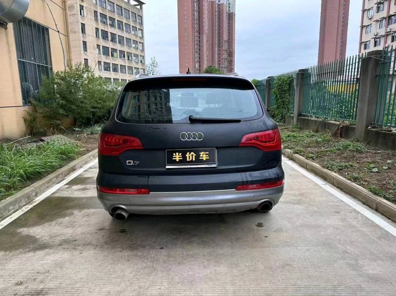 宜昌14年奧迪Q73