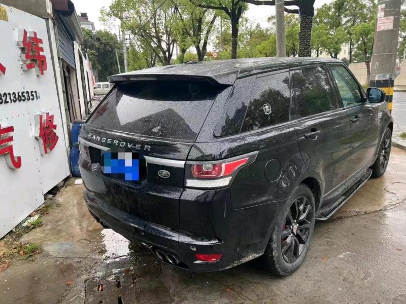 东营13年路虎揽胜运动4