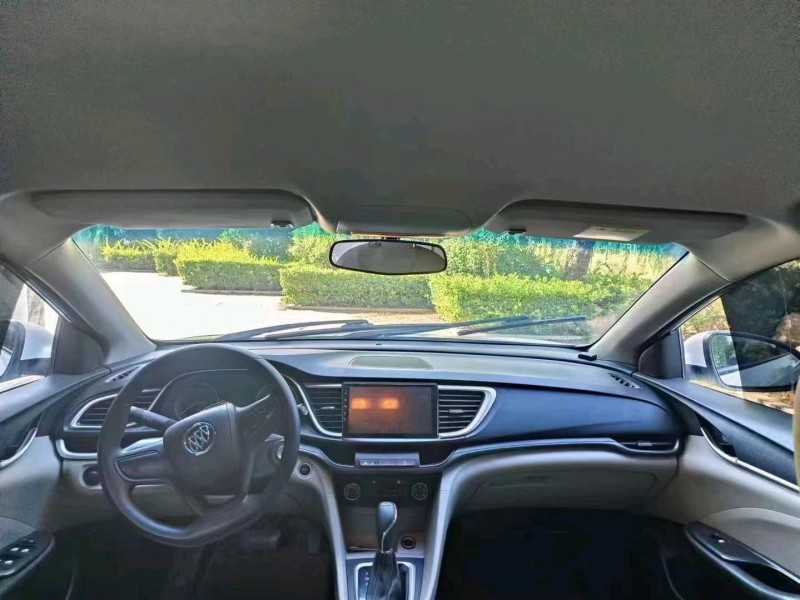 枣庄18年别克英朗GT4