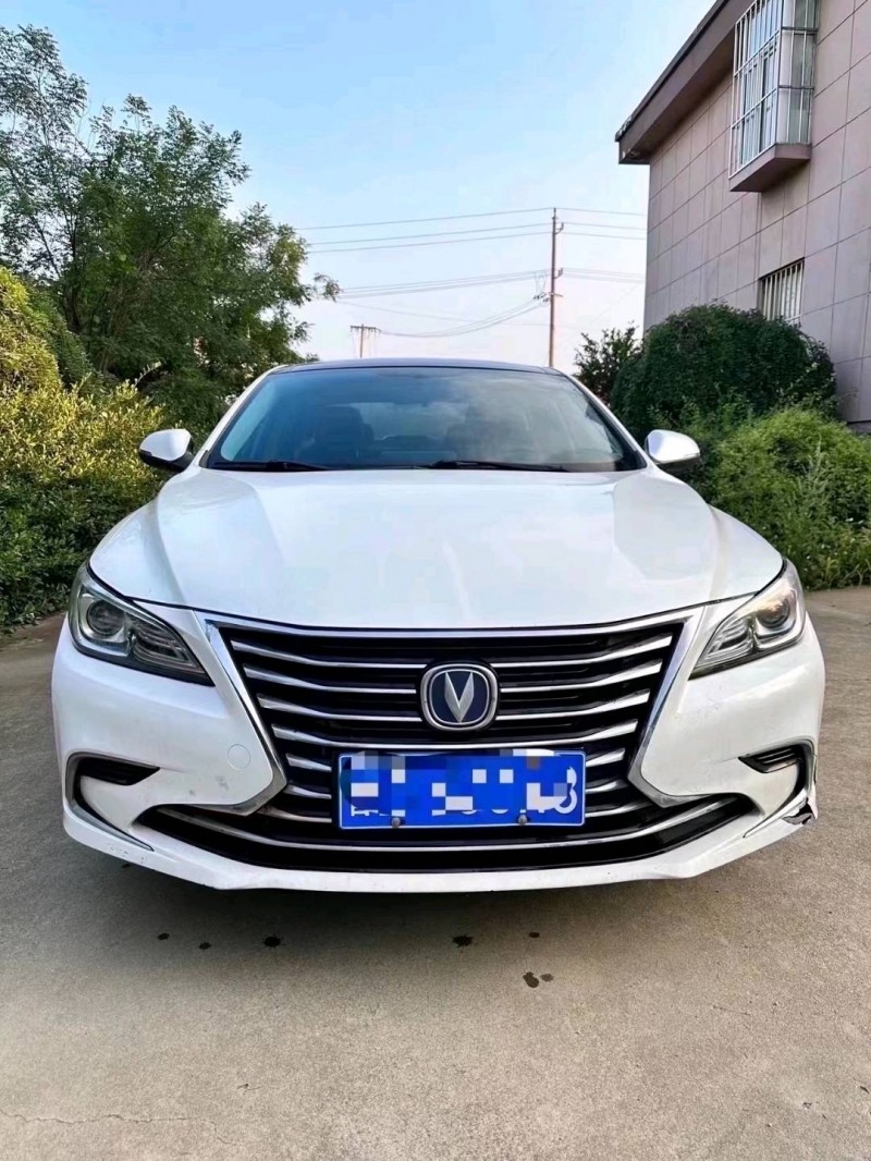 东营18年长安汽车睿骋CC1