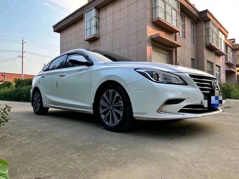 东营18年长安汽车睿骋CC3