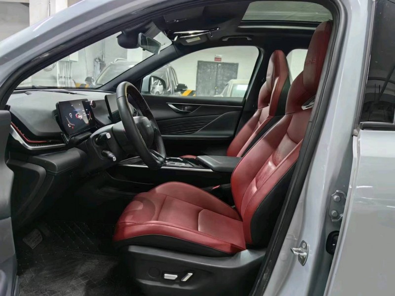 成都23年北汽制造魔方7