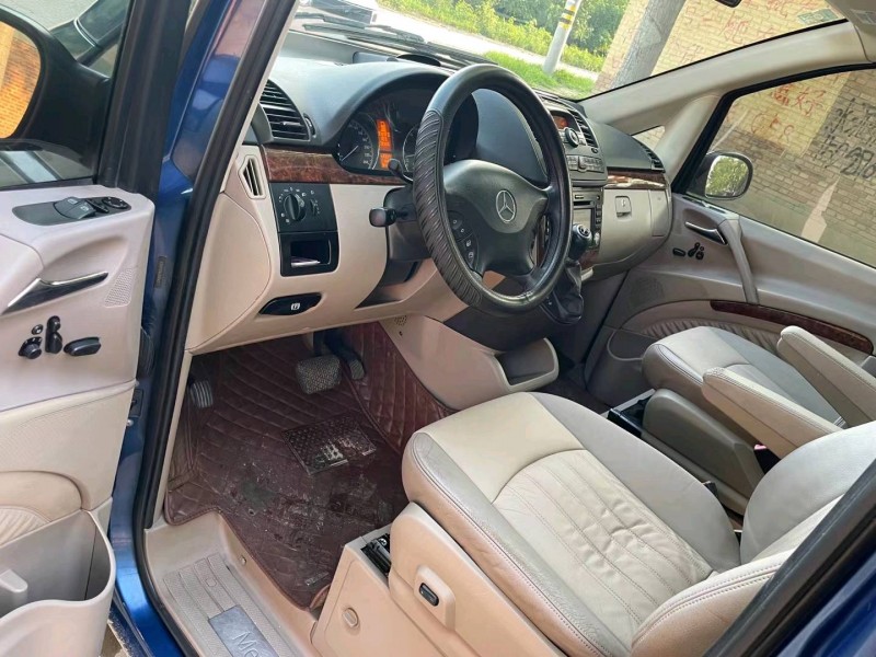 保定11年奔驰唯雅诺7