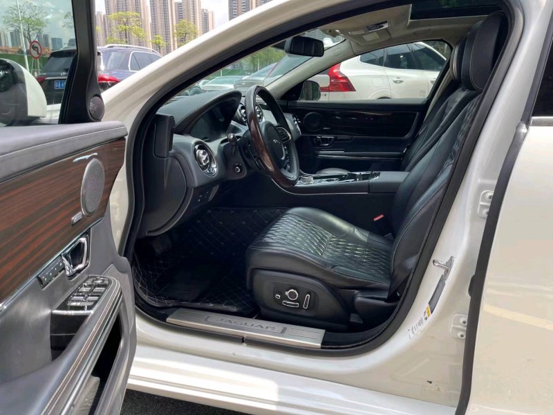 佛山17年捷豹XJL5