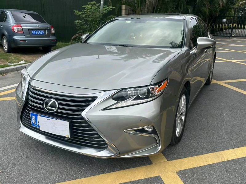 佛山17年雷克萨斯ES3