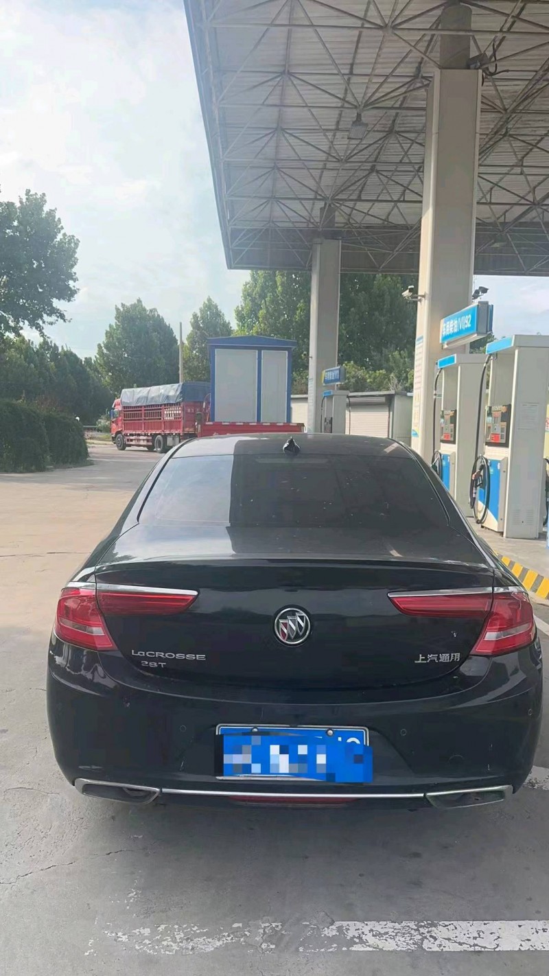 东营19年别克君越3