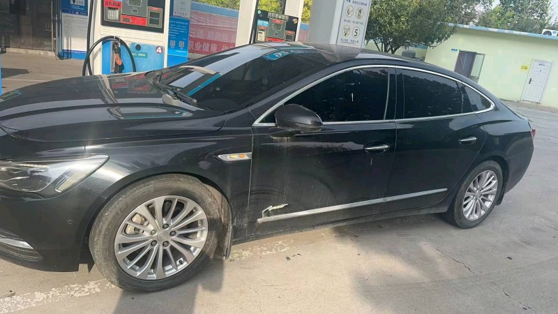 东营19年别克君越5