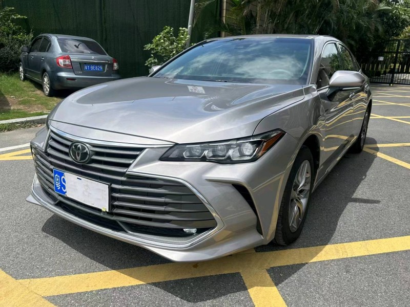 佛山21年丰田亚洲龙2