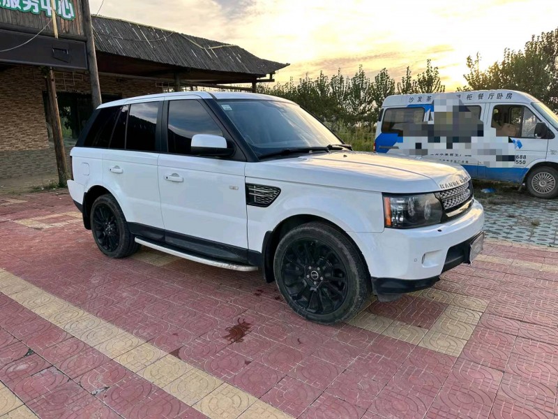 徐州13年路虎揽胜运动3