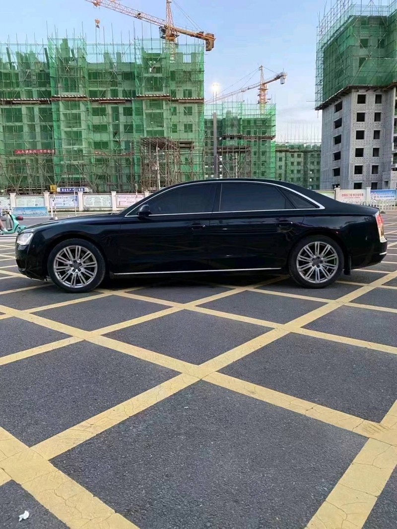 邢台14年奥迪A8L3