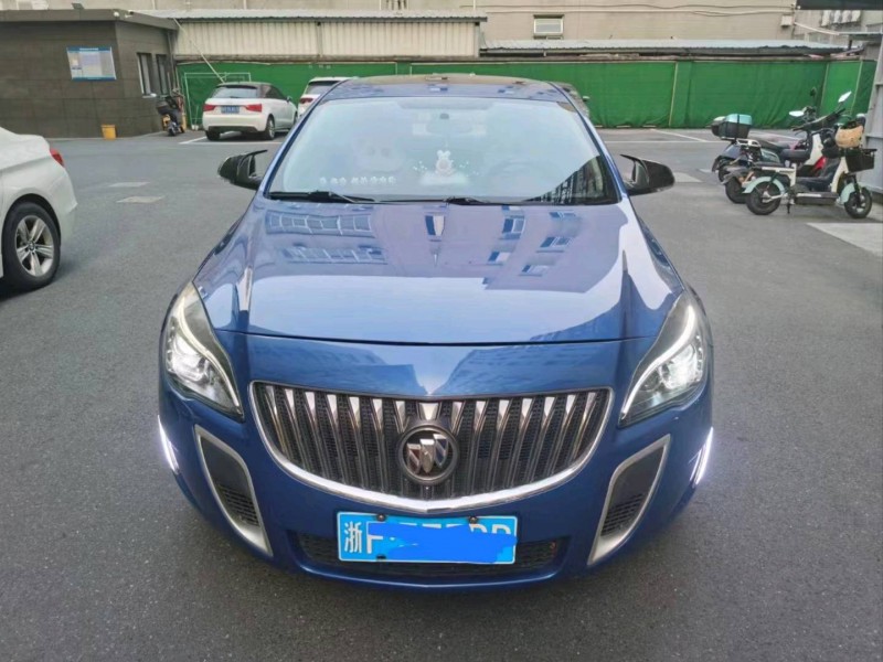 湖州15年别克君威1