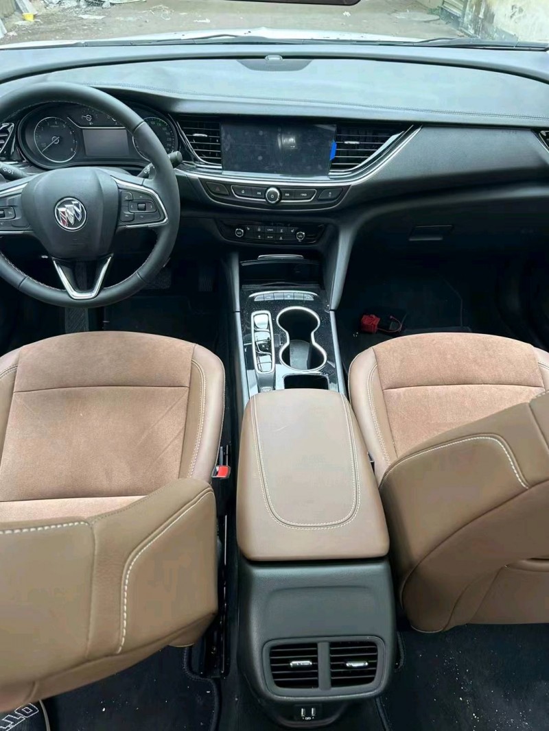 苏州23年别克君威4