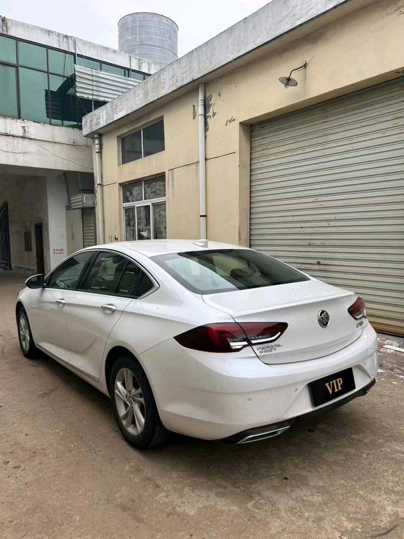 苏州23年别克君威5