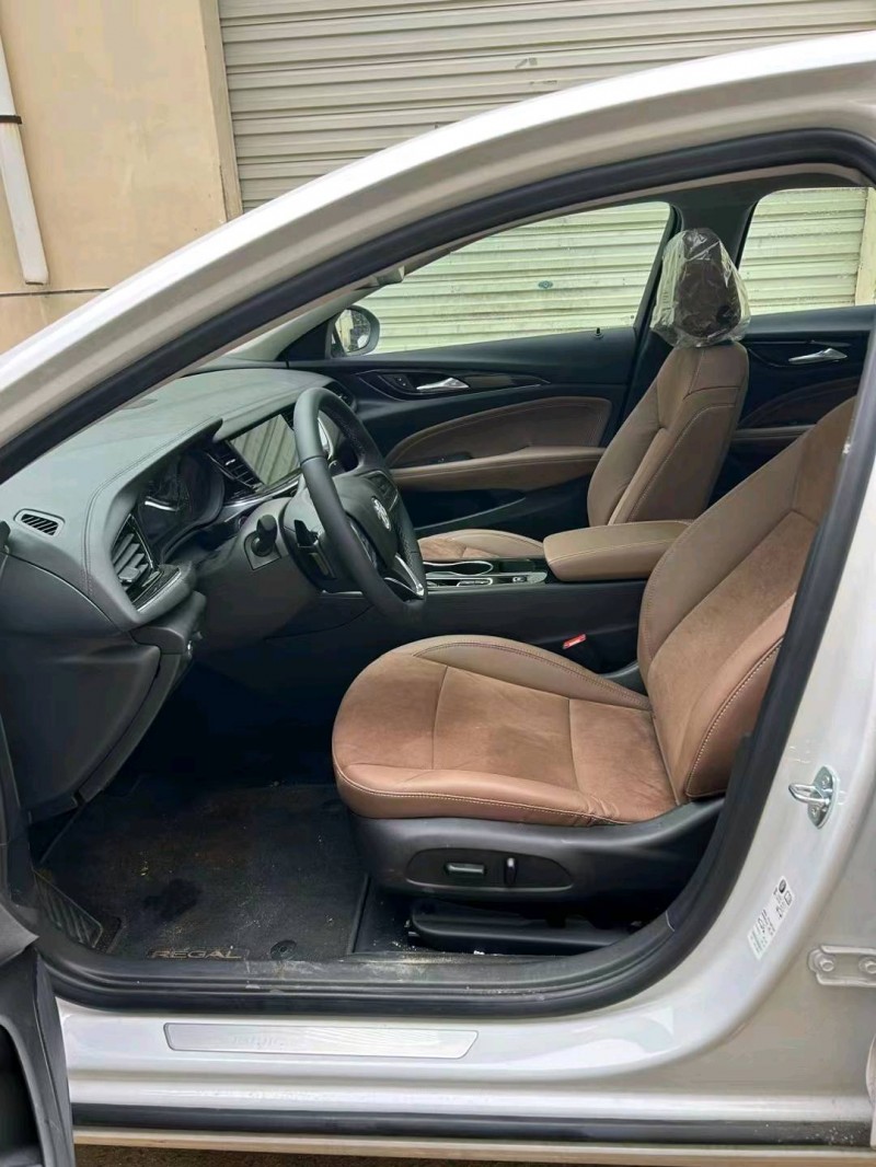 苏州23年别克君威8