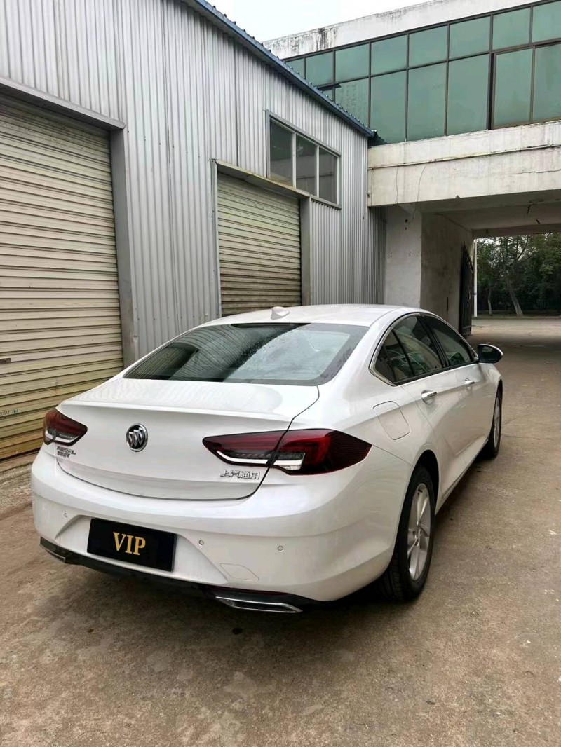 苏州23年别克君威9