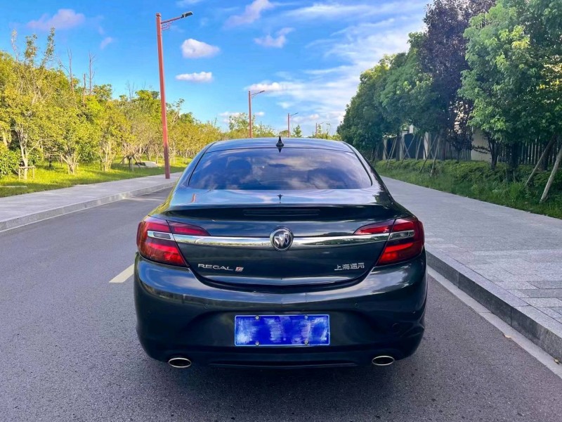 湖州14年别克君威3