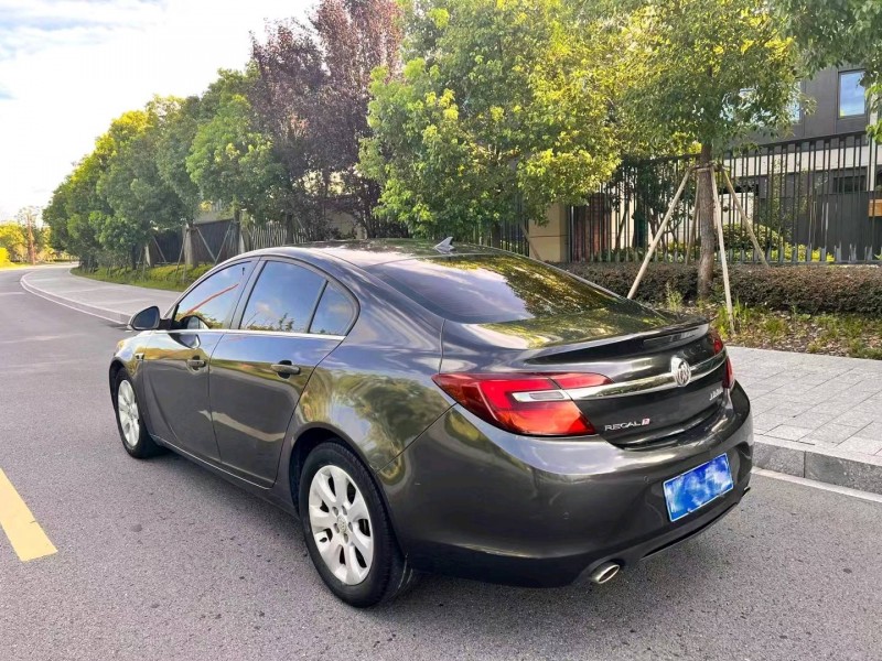 湖州14年别克君威7