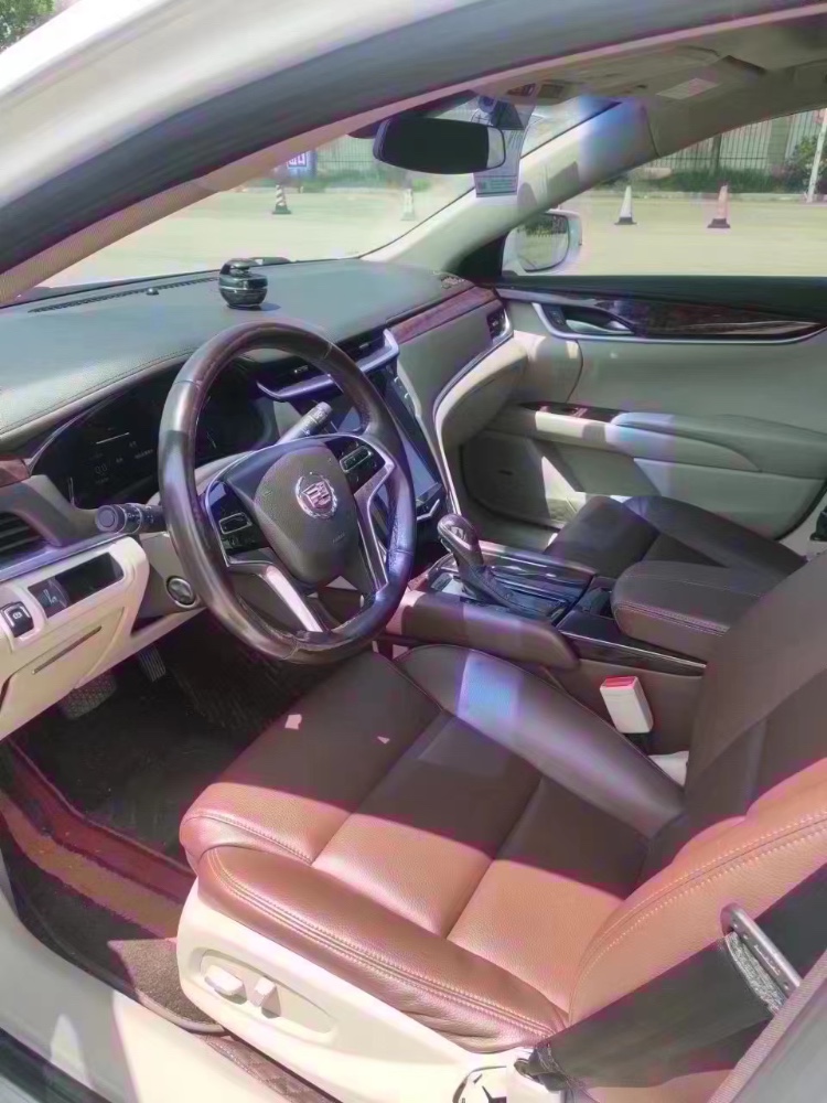 常州14年凯迪拉克XTS3